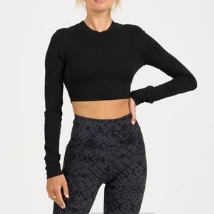 Vuori Long Sleeve Lux Crop